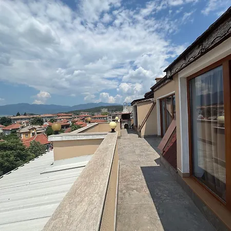 Luxury Kazanlŭk